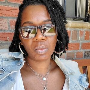 Meet your Posher, Jules